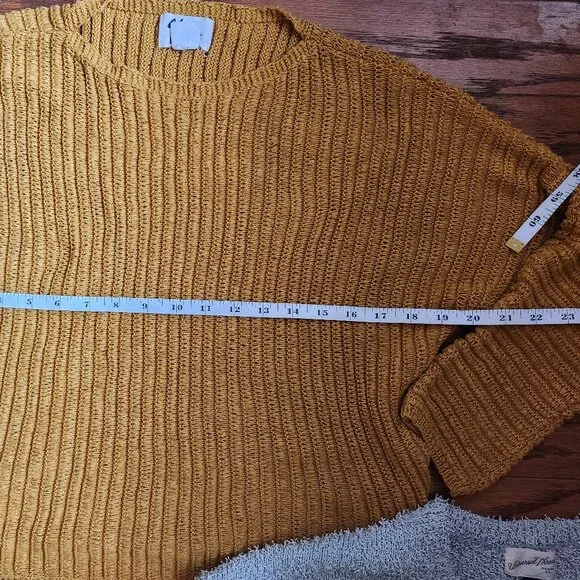 Lot of 3 Assorted Women's Knitted Pullover Sweaters Different Size M/L - Picture 10 of 10